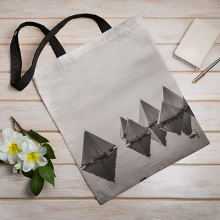 Lina vai kokvilnas auduma maisiņš «Peldošās teltis» | Kolekcija «Melnbalts»