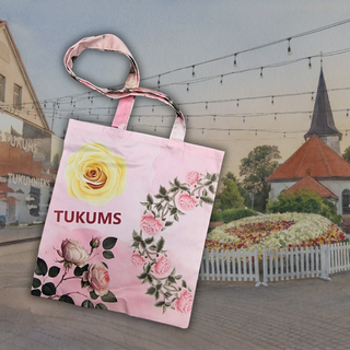 Tukuma Rožu svētku maisiņš – radīts no 50 metrus gara karoga | diz. 4